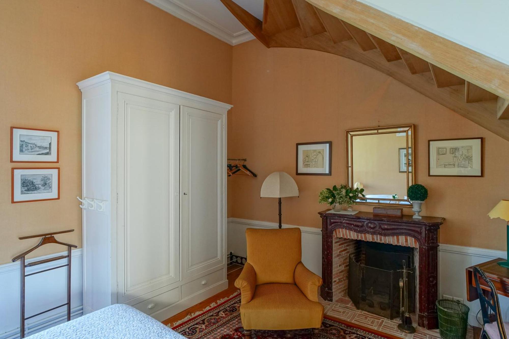 Chateau De Thouare Bagian luar foto